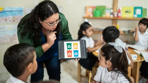 Regreso a clases de la SEP tras vacaciones de Semana Santa 2025