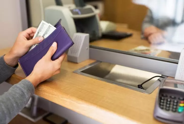 ¿Qué días no abrirán los bancos de México en 2025? Calendario completo