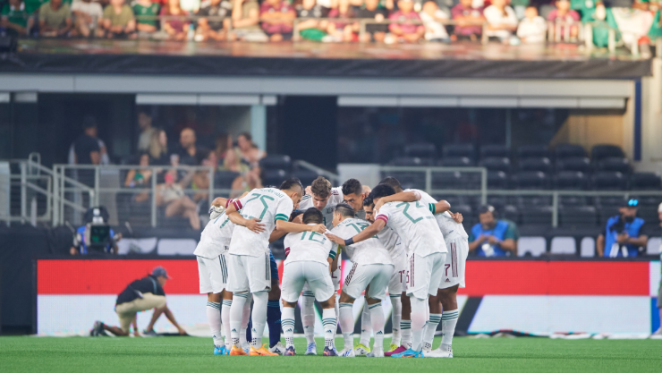 Jugadores de la Selección Mexicana en un partido amistoso