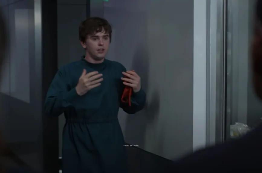 The Good Doctor TV Azteca_7.jpg