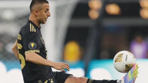 Piojo Alvarado y su anhelo de jugar en una liga específica