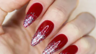 27 ideas de uñas elegantes para Navidad