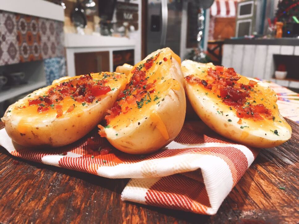 papas rellenas con tocino, cocineros mexicanos
