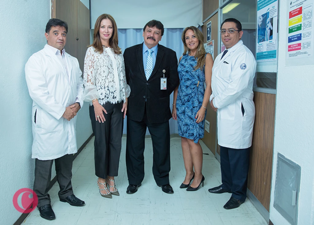 Armando González, Marlene de la Garza, Andrés Baza, Cristina Herrera y René Lima