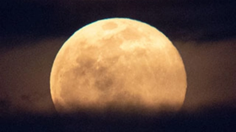 Superluna de fresa 2022