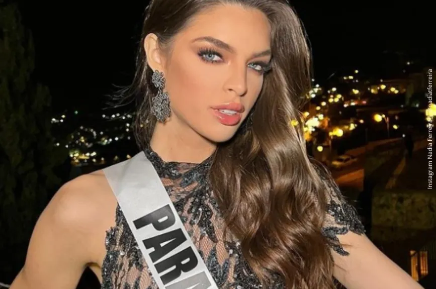 Nadia Ferreira posando como Miss..jpg
