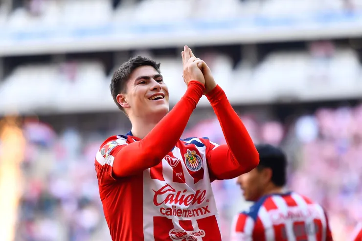Armando La Hormiga González anota ante Santos en la Jornada 11 de la Liga MX