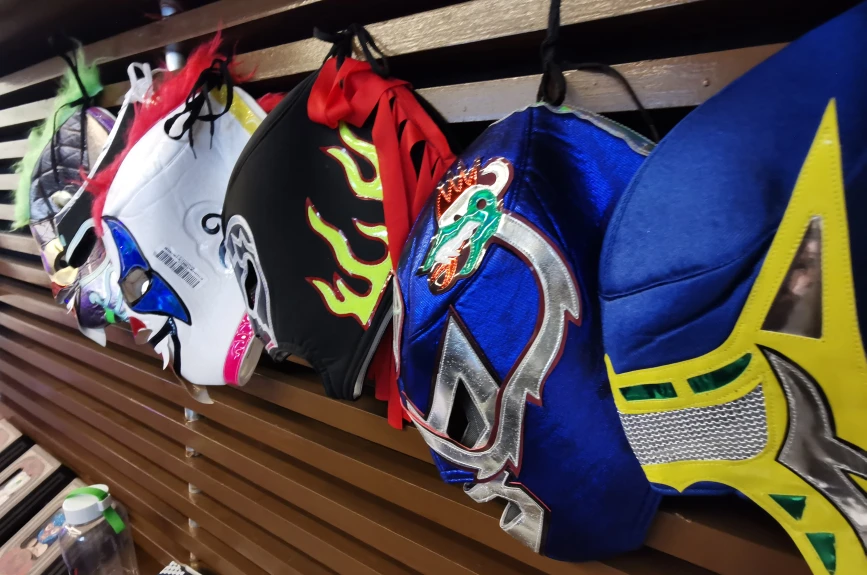 Exposición 30 aniversario Lucha Libre AAA