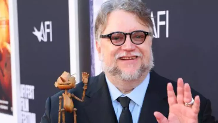 Guillermo del Toro gana el Oscar a mejor película animada con Pinocho