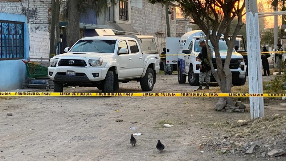 Matan hombre colonia Del Bosque Celaya