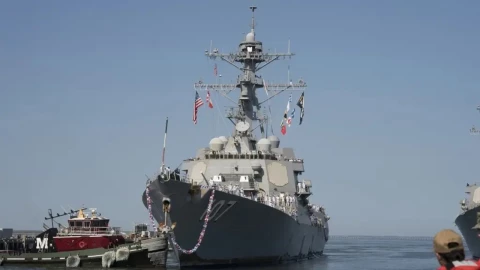 Así de poderosos son los buques que EU envió a las costas de Venezuela