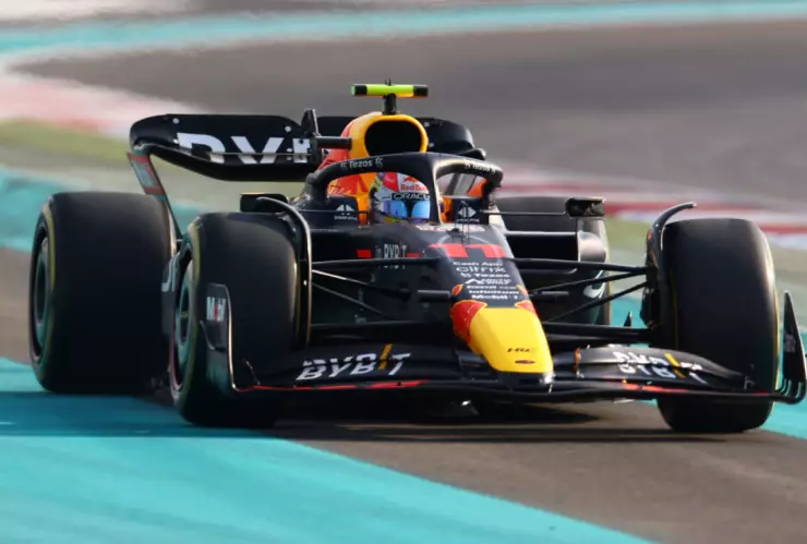 Checo Pérez en el Gran Premio de Abu Dabi