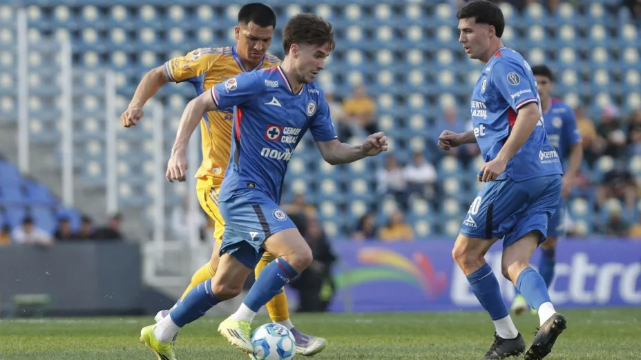 Cruz Azul vence al Tigres .jpg