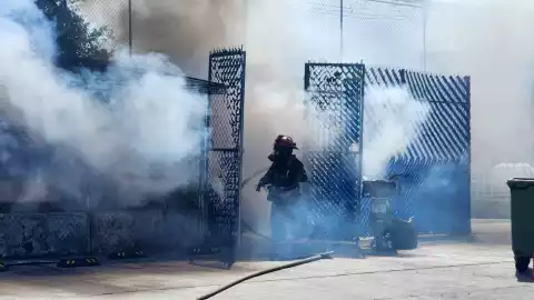 Incendio comercio.jpeg