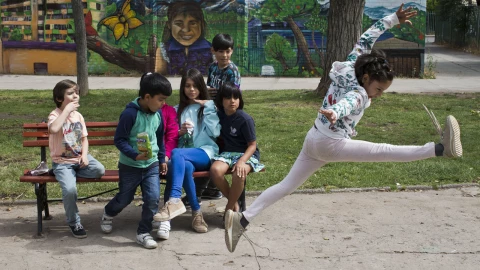 primera escuela trans en america latina niños jugando