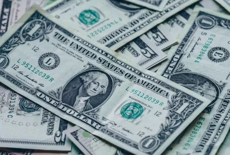 ¡El peso se refuerza y el dólar va a la baja! Este es su precio HOY 8 de noviembre de 2025 en Jalisco