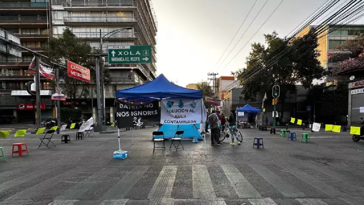 Continúan los bloqueos hoy 11 de abril de 2024 por agua contaminada