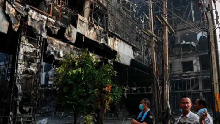 ¡Horror! Incendio en Camboya deja al menos 19 muertos y desaparecidos