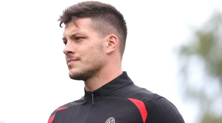 Luka Jovic le dio un plazo de 3 días a Cruz Azul para ficharle