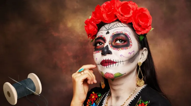 Ideas DIY 3 ideas para hacer disfraces de Catrina fáciles y divertirte con tus hijos en Día de Muertos.jpg