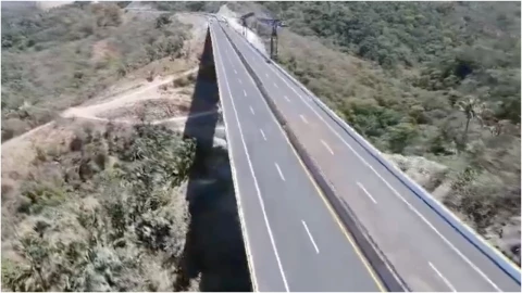 ¿Cuánto tiempo se hace de Aguascalientes a Puerto Vallarta con el nuevo tramo de la vía corta