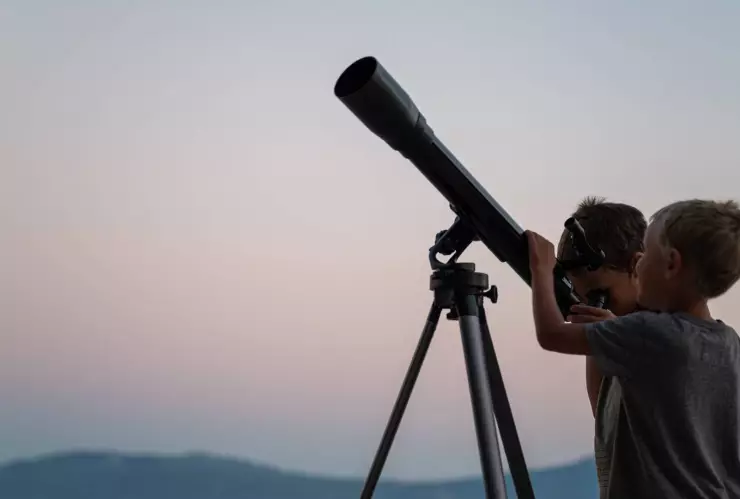 cielo nocturno de febrero