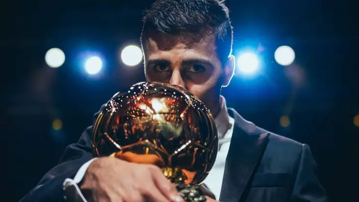 ¡Rodri rompe la maldición! ¿Cuándo fue la última vez que un español ganó el Balón de Oro_.jpg