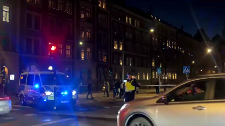 Investigan choque de autobús Estocolmo.