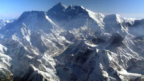 Mueren 5 mexicanos en accidnete de un helicóptero en el Everest