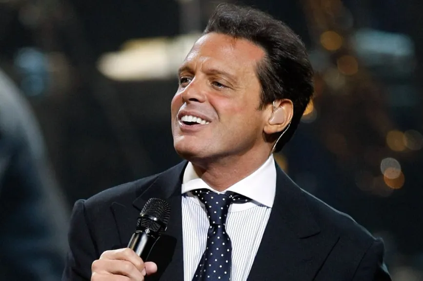 Luis Miguel (6).jpg
