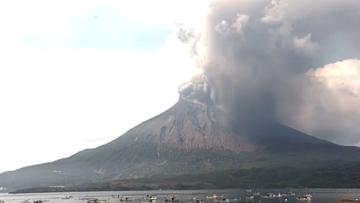 erupción volcán Sakurajima
