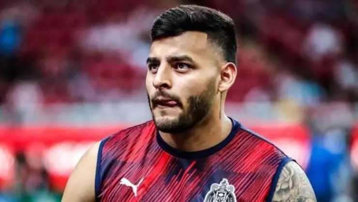 ¿Carlos Vela o Chicharito Esta playera buscará Alexis Vega