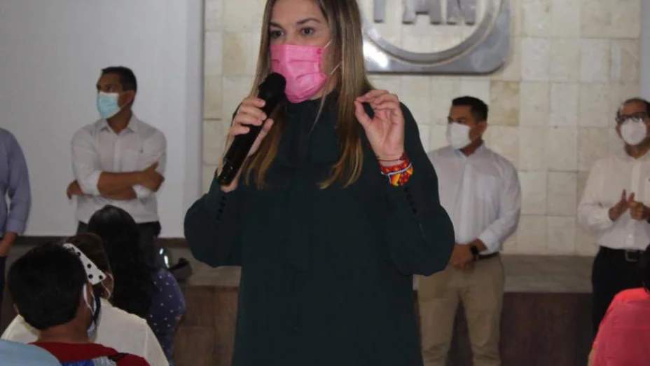 CECILIA PATRÓN