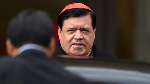 Norberto Rivera mejora y es extubado tras casi dos semanas con COVID-19