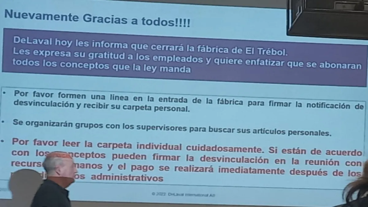 ¿Elegancia? Patrón despide a sus empleados con una presentación de Power Point