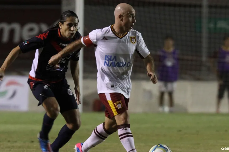 14 futbolistas chilenos méxico rodrigo pony ruiz.jpg