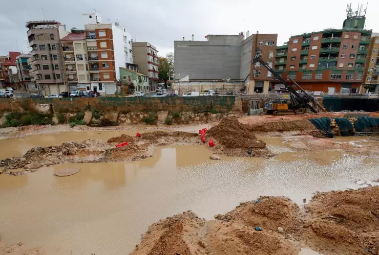 El barranco de Poyo, que se desbordó durante las devastadoras inundaciones de octubre de 2024, tras las fuertes lluvias, en Paiporta, cerca de Valencia , España, el 29 de septiembre de 2025.