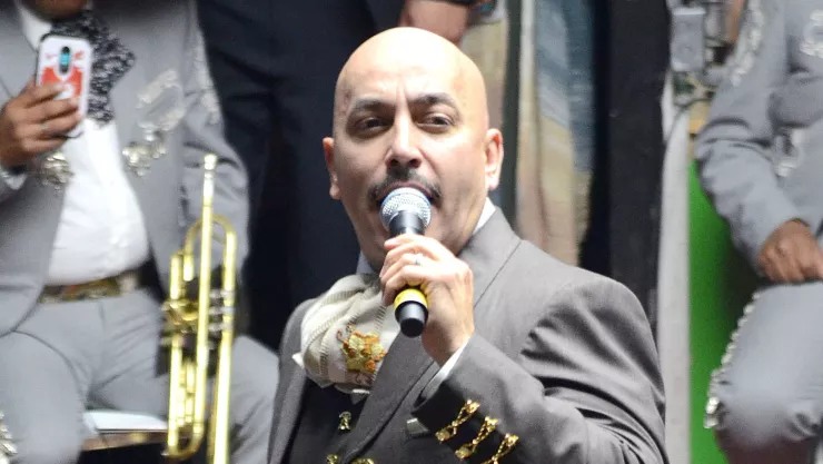 Lupillo Rivera reacciona a la nueva canción de Belinda ‘La Mala’