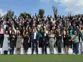130 colaboradores de TV Azteca recibiendo el galardón “Vida y Movimiento”.