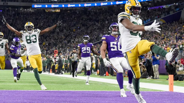 Green Bay Packers v Minnesota Vikings