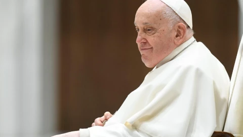 Muere el Papa Francisco a los 88 años de edad, el lunes 21 de abril 2025.png