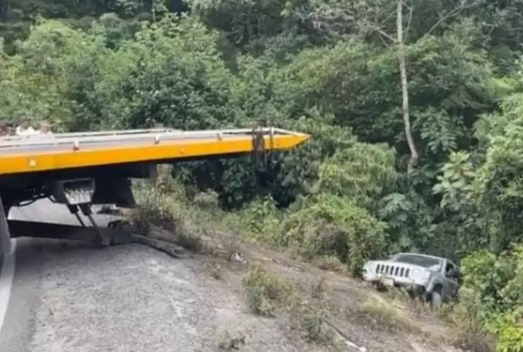 Camioneta cayó a un barranco tras accidente en la carretera Zacapoaxtla-Cuetzalan hoy: ¿Sobrevivieron?