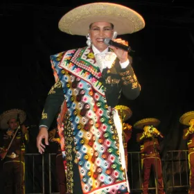 Lucha Villa