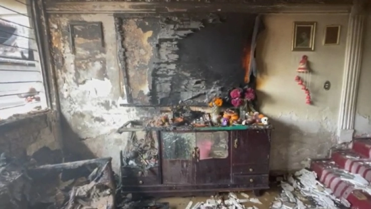 Familia olvida veladora prendida en su altar de Día de Muertos y se incendia su casa