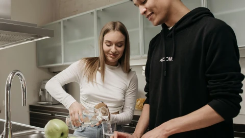 cocina pareja.jpg