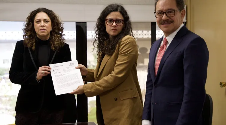 Denuncia contra Cresencio