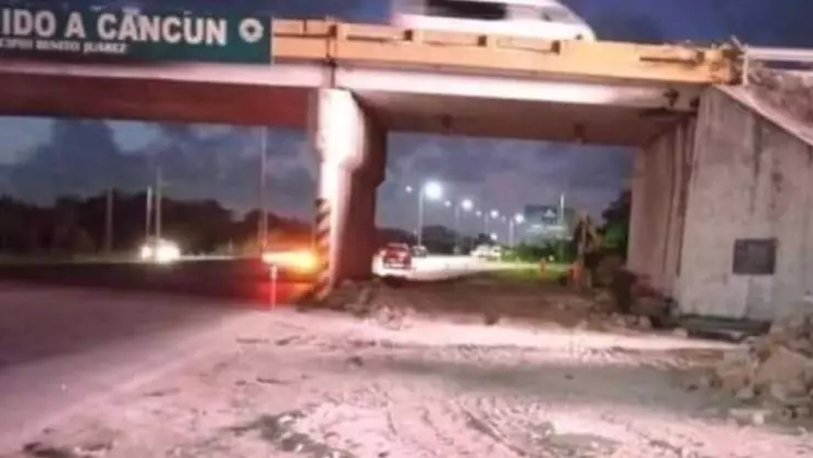 Remueven pirámide de aluxes en Cancún, ¿se caerá el puente?