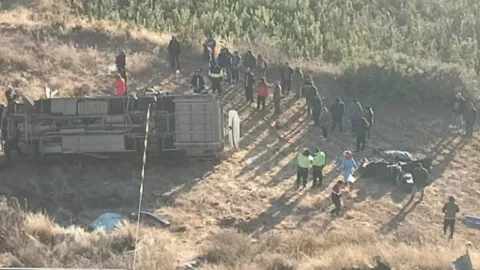 Duelo en la música regional Mueren 8 integrantes de una banda en accidente de autobús