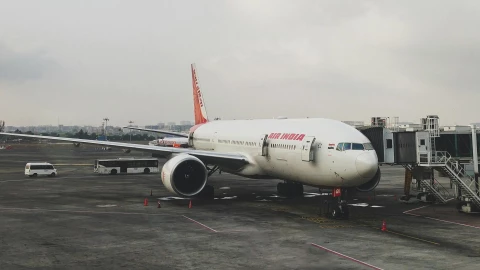 Avión de Air India aterriza de emergencia por amenaza de bomba hoy 13 de junio.jpg