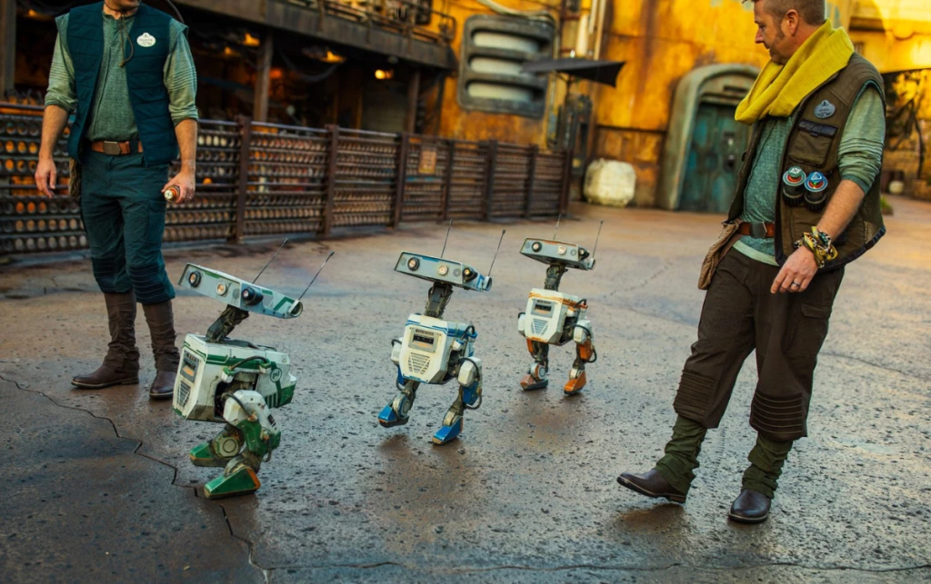 Droides Star Wars, May The 4th Season of The Force en Disneyland .png